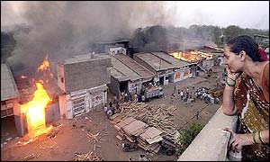 _1847322_flames_afp_300.jpg