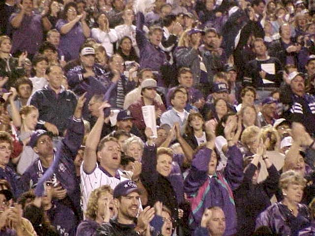 crowds_cheering.jpg