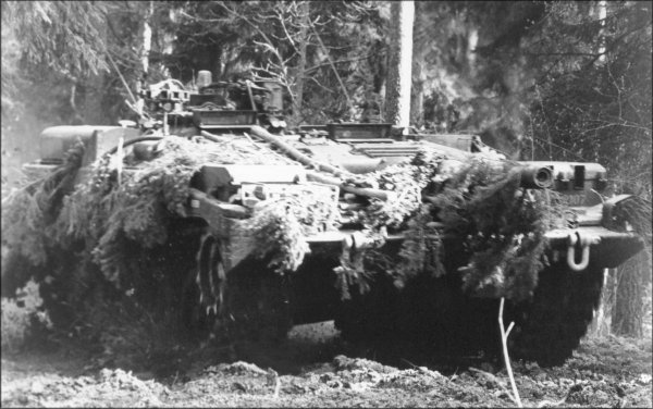 Strv_103_2107_frr.jpg