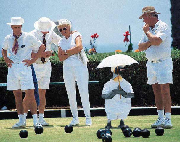 penguinbowling.jpg